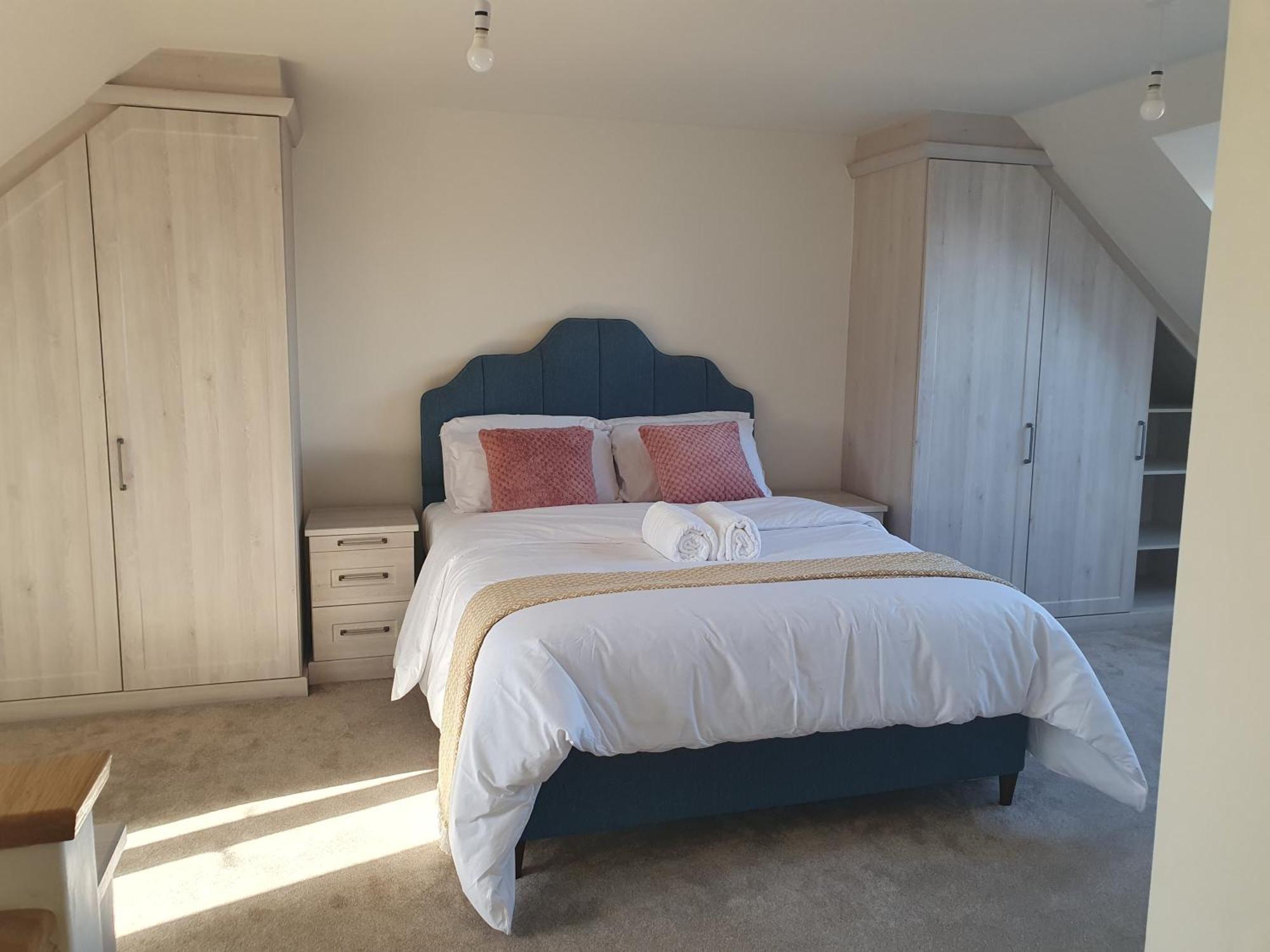 Sky'S Haven Apartment Sunningwell Bagian luar foto