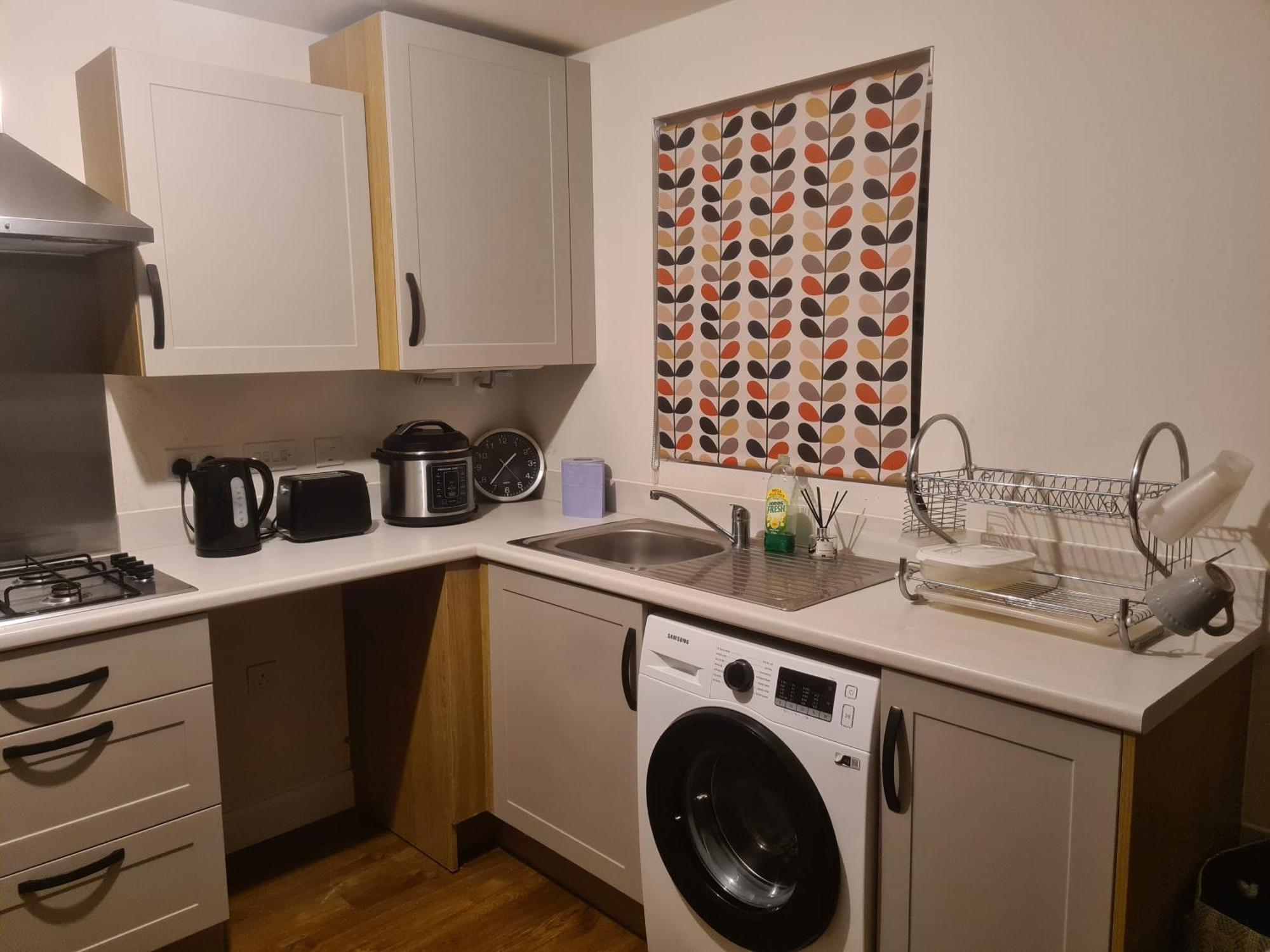 Sky'S Haven Apartment Sunningwell Bagian luar foto